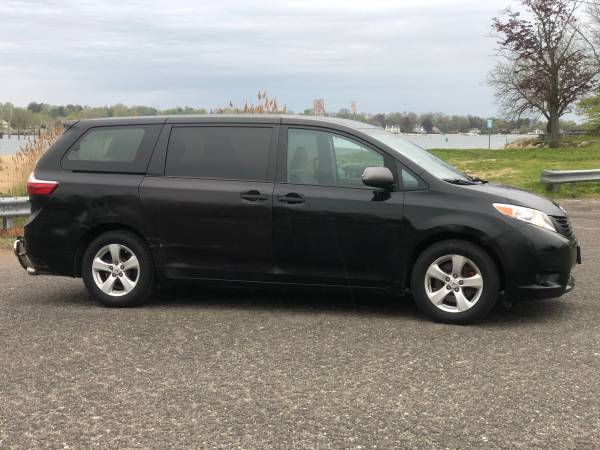 2015 Toyota Sienna - - by dealer - vehicle automotive for sale in Brooklyn, NY – photo 7
