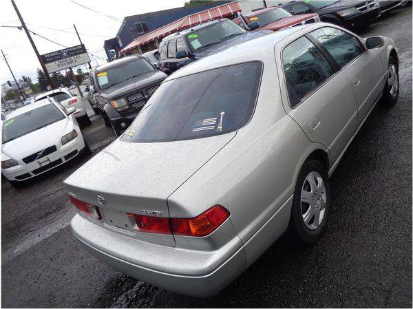 2001 Toyota Camry LE Sedan 4D FREE CARFAX ON EVERY VEHICLE! for sale in Lynnwood, WA – photo 10