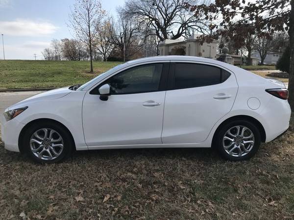 2016 Scion iA - Financing Available! - cars & trucks - by dealer -... for sale in Springfield, MO – photo 2