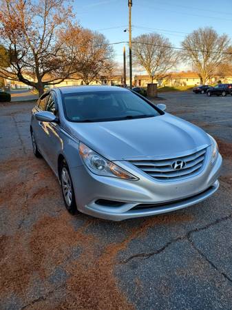 2012 Hyundai sonata - cars & trucks - by owner - vehicle automotive... for sale in Manchester, CT – photo 9