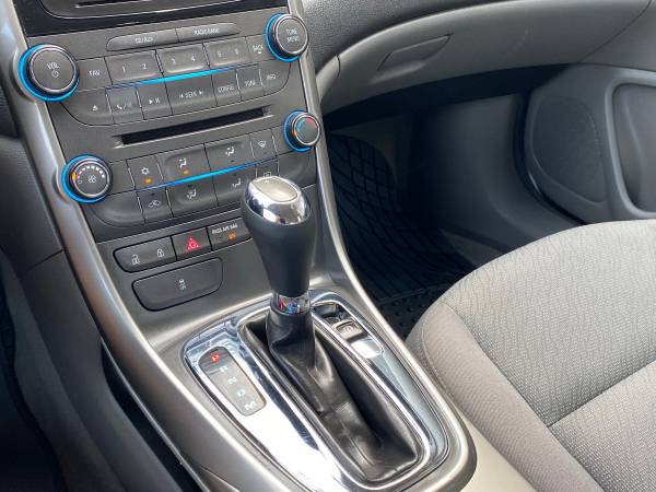 2013 CHEVROLET MALIBU / SUPER NICE / LOW MILES / EXTRA CLEAN !!! -... for sale in Omaha, NE – photo 18