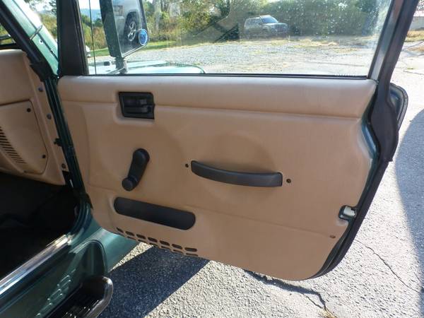 2000 Jeep Wrangler Sahara Stock #3953 for sale in Weaverville, NC – photo 20