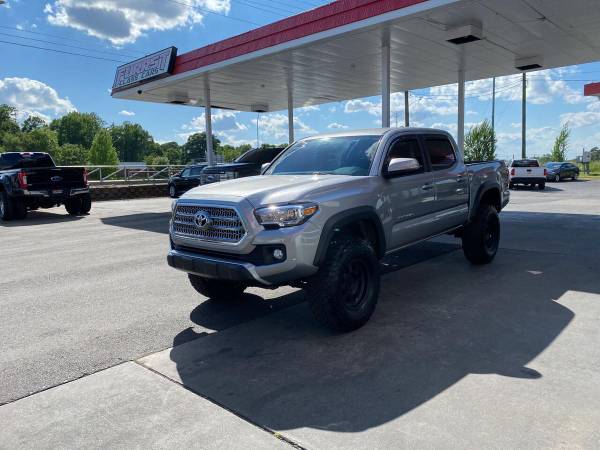 2017 Toyota Tacoma TRD Off Road 4x4 4dr Double Cab 5 0 ft SB 6A for sale in Charlotte, NC – photo 6