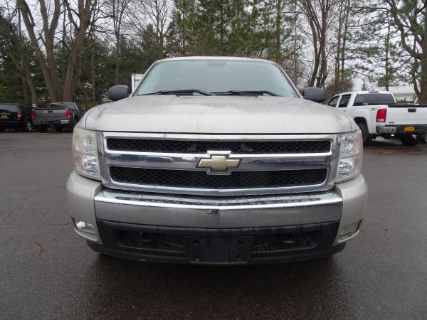 2008 Chevy Silverado 1500 LT 4WD - - by dealer for sale in Spencerport, NY – photo 8