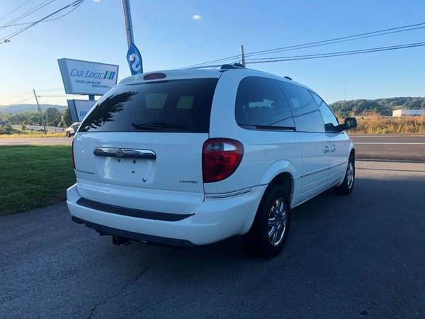 2006 Chrysler Town and Country Limited 4dr Extended Mini Van for sale in Wrightsville, PA – photo 12