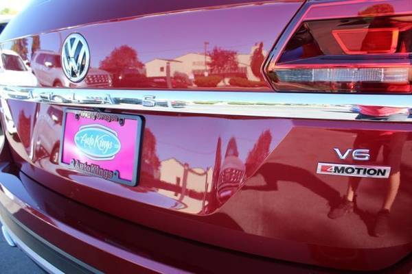 2018 Volkswagen Atlas SE 4Motion w/Tech Pkg Sport Utility 4D SE... for sale in Bend, OR – photo 5