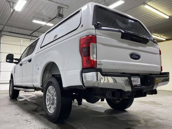 2017 Ford F250 Super Duty Crew Cab - Small Town & Family Owned! for sale in Wahoo, NE – photo 3