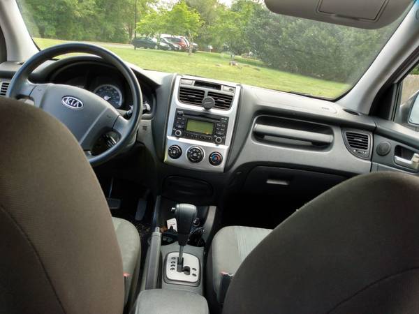 Kia Sportage 93 Consumers on Comfort & Convenience for sale in Charlottesville, VA – photo 5