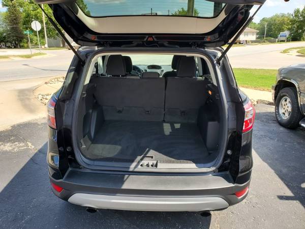 2018 Ford Escape SE 4WD for sale in Macon, MO – photo 3