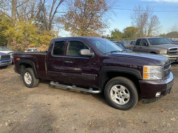 2008 Chevrolet Chevy Silverado 1500 Extended Cab LT Pickup 4D 6 1/2... for sale in Garfield, NJ – photo 3
