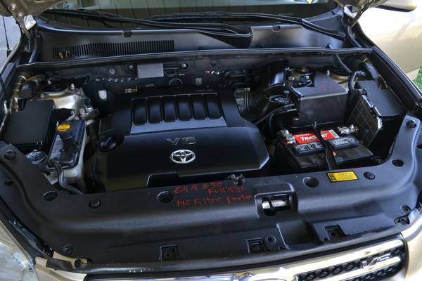 2008 Toyota RAV4 Limited V6 4WD - Service History, Leather, Moonroof for sale in Franklin, TN – photo 23