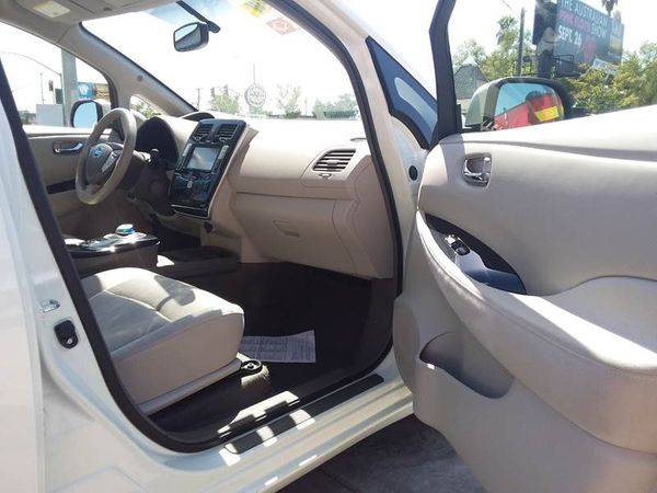 2012 Nissan LEAF SL 4dr Hatchback for sale in Fresno, CA – photo 13