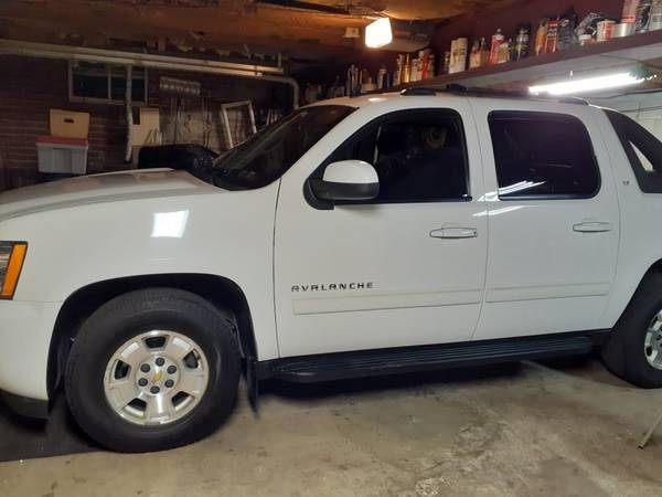 2010 Chevrolet Avalanche LT for sale in Greensburg, PA – photo 7
