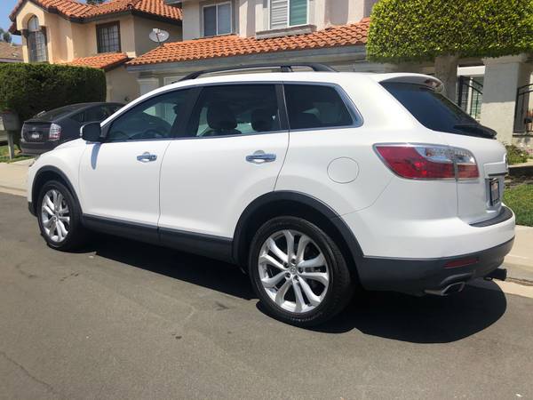 2011 Mazda CX-9 Grand Touring AWD - Drives Like New 1 5K Below for sale in Irvine, CA – photo 3