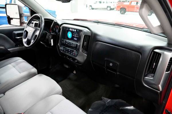 2018 Chevrolet Silverado 1500 4WD Crew Cab 153 0 L - cars & for sale in Jonesboro, GA – photo 16