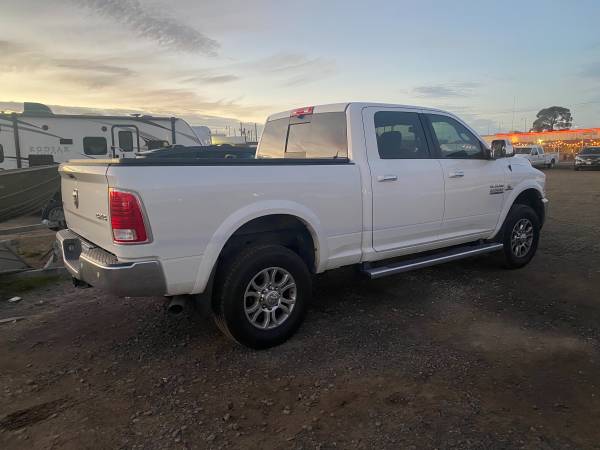 DIESEL! 2016 Ram 2500 Laramie 4x4 - cars & trucks - by dealer -... for sale in Petaluma , CA – photo 4