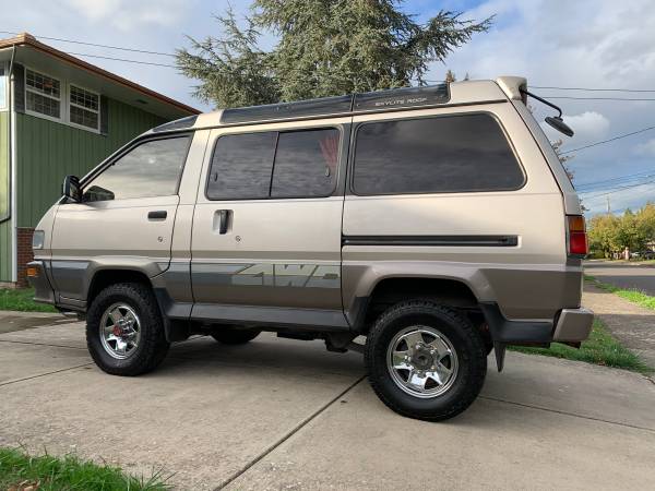 Toyota camper van - cars & trucks - by owner - vehicle automotive sale for sale in Eugene, OR – photo 4