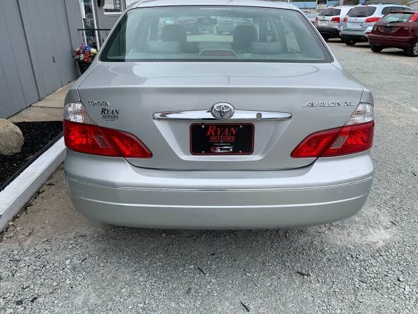 2004 Toyota Avalon XL (ONLY 122, 432 MILES! - - by for sale in Warsaw, IN – photo 10