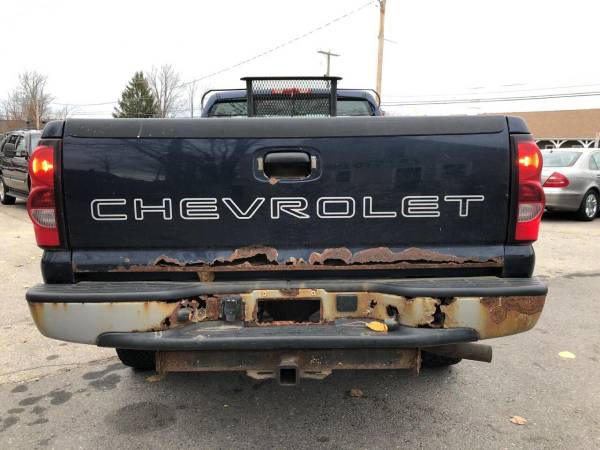 2007 Chevrolet Silverado 1500 Classic LS 2dr Regular Cab 4WD 8 Ft.... for sale in Derry, ME – photo 4