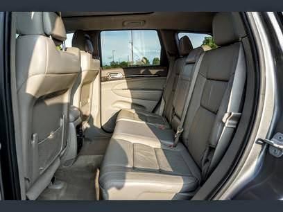 2012 Jeep Grand Cherokee 4×4 (Heated Seats) - cars & trucks - by... for sale in Loves Park, IL – photo 6