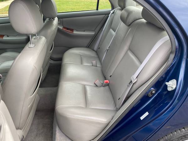 2006 Toyota Corolla - cars & trucks - by dealer - vehicle automotive... for sale in Pewaukee, WI – photo 12