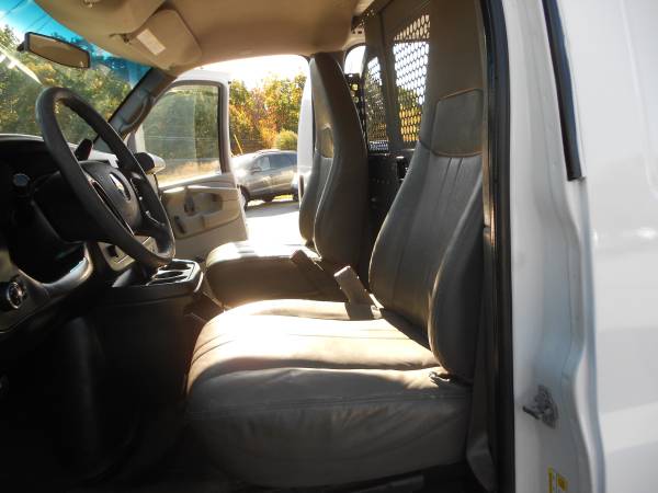 2010 Chevy EXPRESS 2500 3dr Cargo Van Work Van ***1 year Warranty** for sale in hampstead, RI – photo 17