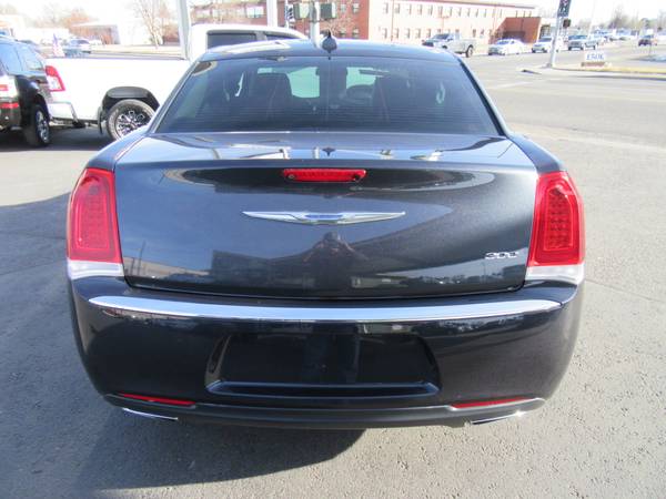 2018 Chrysler 300 Limited Like New Low Miles! - - by for sale in Billings, MT – photo 7