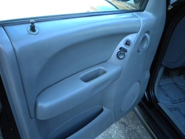 Jeep Liberty 4X4 65th anniversary edition Sunroof 1 Year for sale in Hampstead, NH – photo 19