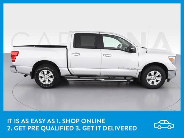 2018 Nissan Titan Crew Cab SV Pickup 4D 5 1/2 ft pickup Silver for sale in Washington, District Of Columbia – photo 10