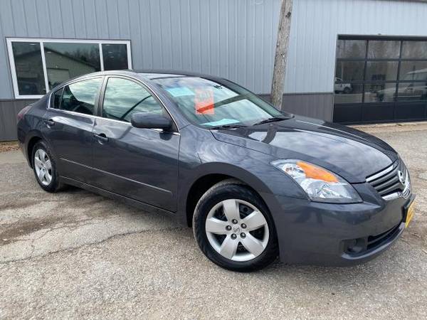 2008 Nissan Altima 4dr Sdn I4 CVT 2.5 S - cars & trucks - by dealer... for sale in CENTER POINT, IA – photo 2