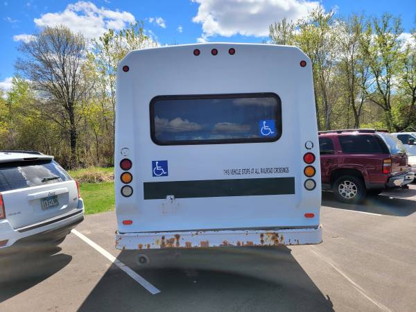 2000 Chevy g3500 bus with working wheelchair lift for sale in Ham Lake, MN – photo 5