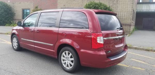 2013 CHRYSLER TOWN AND COUNTRY for sale in Lowell, MA – photo 6