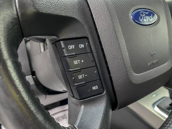 2012 Ford Escape 4WD 4dr XLT - - by dealer - vehicle for sale in Ontario, NY – photo 17
