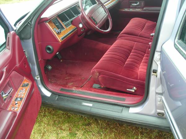 1994 Lincoln Town Car - cars & trucks - by owner - vehicle... for sale in Owasso, OK – photo 4
