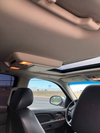 2014 Chevy Suburban for sale in Amarillo, TX – photo 5