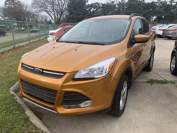 2016 FORD ESCAPE SE $1000 DOWN CALL FOR DETAILS! - cars & trucks -... for sale in Warren, MI – photo 2
