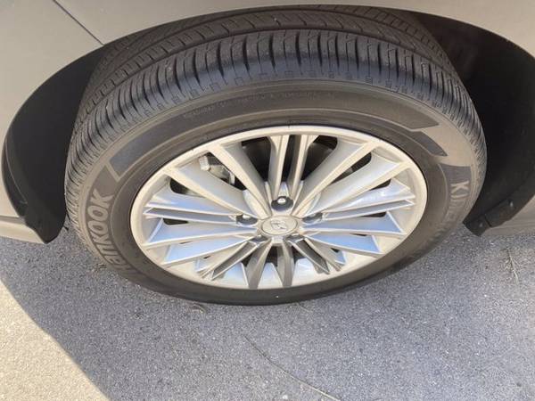 2018 Hyundai Kona SEL - - by dealer - vehicle for sale in Tucson, AZ – photo 2