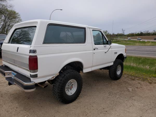1989 Ford Bronco XLT for sale in Albertville, MN – photo 5