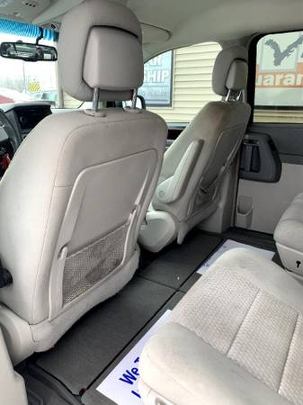 2010 Chrysler Town & Country 4dr Wgn Touring - - by for sale in Chesaning, MI – photo 11