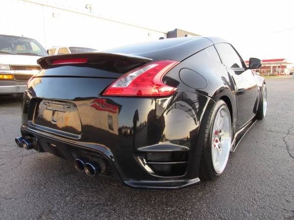 2012 Nissan 370Z Manual - cars & trucks - by dealer - vehicle... for sale in Rockford, IL – photo 8