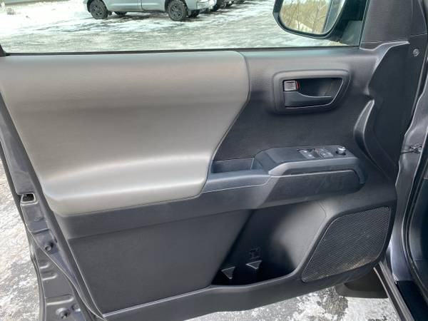 2017 Toyota Tacoma SR5 Access Cab I4 6AT 4WD - - by for sale in Cass Lake, VT – photo 8