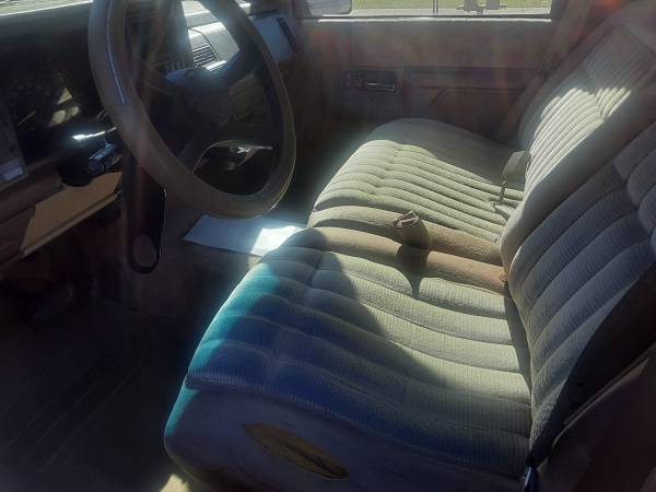 1994 Chevrolet Suburban - cars & trucks - by owner - vehicle... for sale in Brookhaven, MS – photo 4