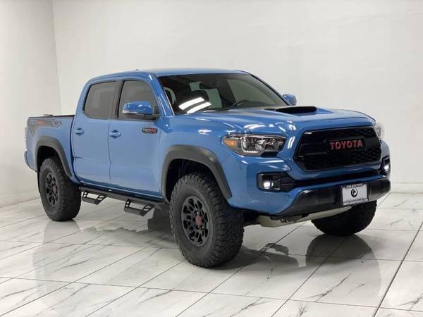 2018 Toyota Tacoma TRD Sport 4x4 4dr Double Cab 5.0 ft SB 6A - cars... for sale in Rancho Cordova, CA – photo 4