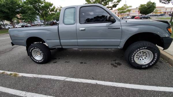 Toyota tacoma for sale in Bridgeport, CT – photo 11