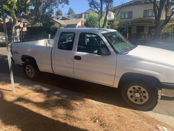 2006 Chevy 1500 King Cab 4x4 - cars & trucks - by owner - vehicle... for sale in Los Angeles, CA – photo 5