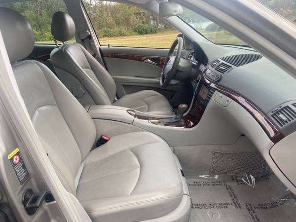 2004 MERCEDES-BENZ E-CLASS 113K ONE OWNER - cars & trucks - by... for sale in Chesapeake , VA – photo 8