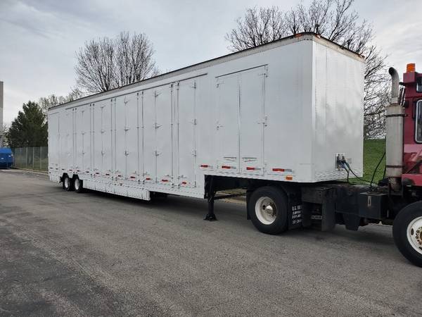 Peterbuilt International Hino Freightliner CabNChassis Non Emissions for sale in Earth City, IL – photo 10