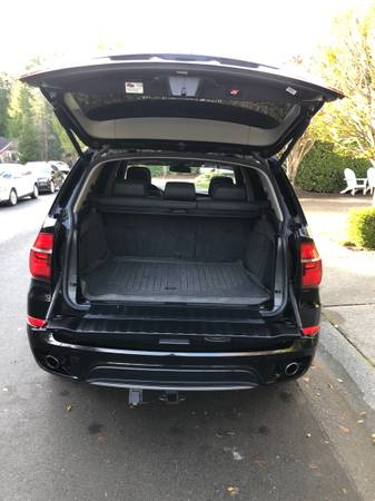 SHARP LOOKING & CLEAN 2013 BMW X5! BLACK IN & OUT/TOW HITCH! 82K... for sale in SAMMAMISH, WA – photo 6
