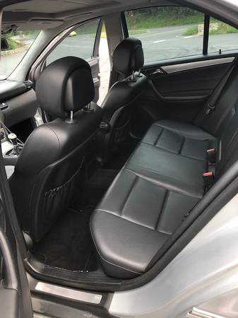 2006 Mercedes c230 sport 6-speed for sale in Temple, PA – photo 17