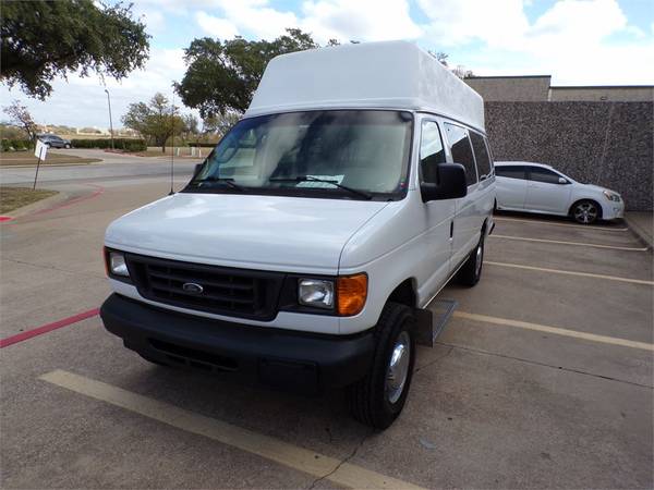 78K MILE FORD E350 HANDICAPPED WHEELCHAIR ADA MOBILITY POWER LIFT... for sale in Irving, AR – photo 8